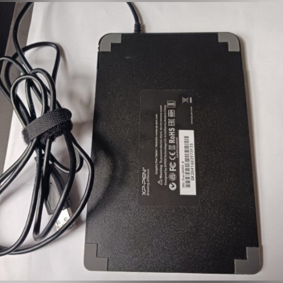 XP Pen Tablet - Picture 2 of 2